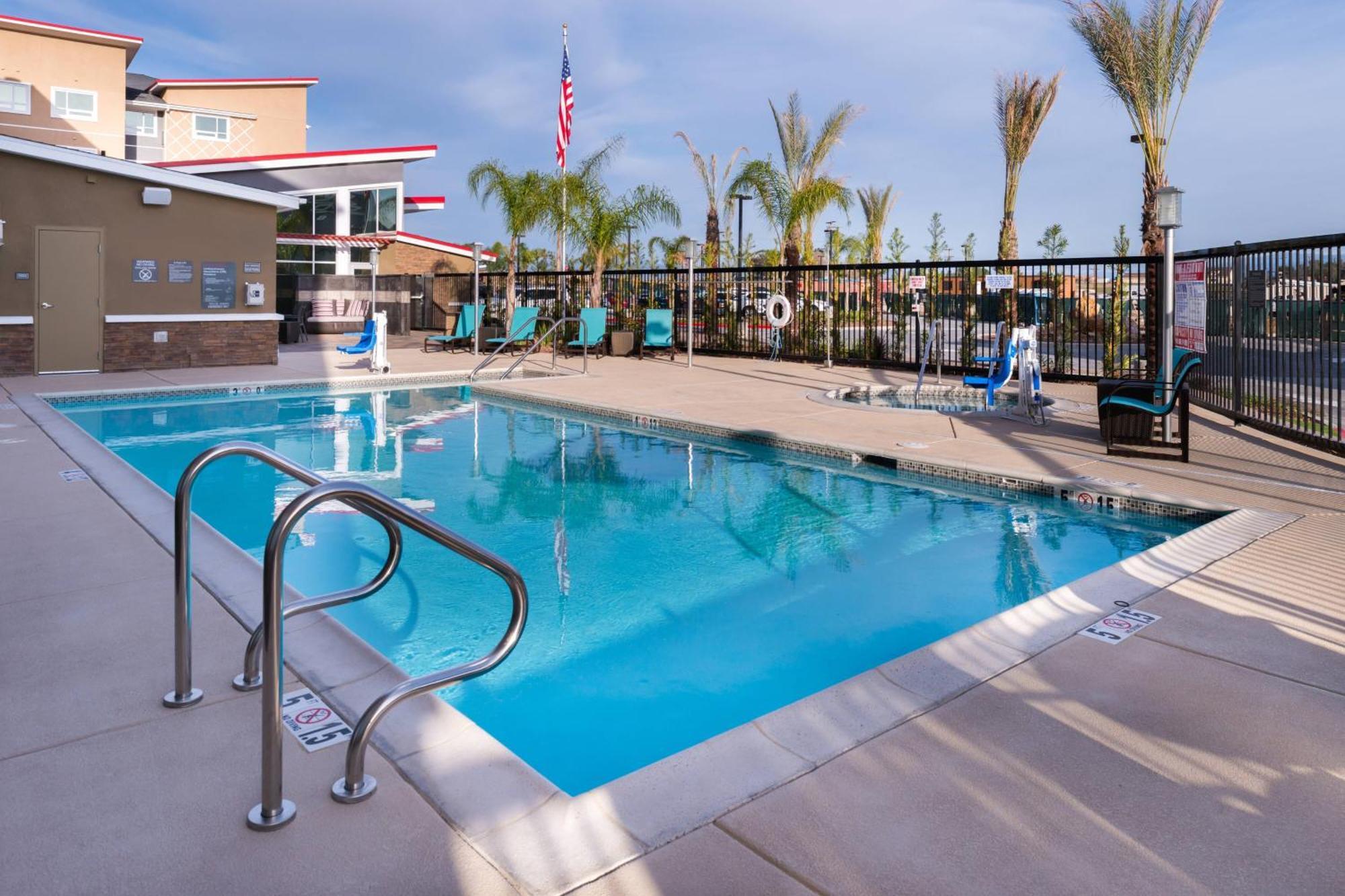 Residence Inn By Marriott Temecula Murrieta Exterior photo